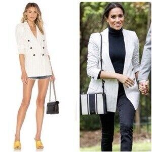 L'AGENCE White Tailored Blazer for Professional Elegance